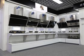 瑞馬燃氣壁掛爐廚衛電器